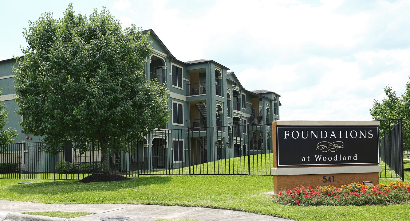 Rosemary in Conroe, TX - Foto de edificio