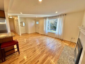 14621 57th Pl W in Edmonds, WA - Building Photo - Building Photo