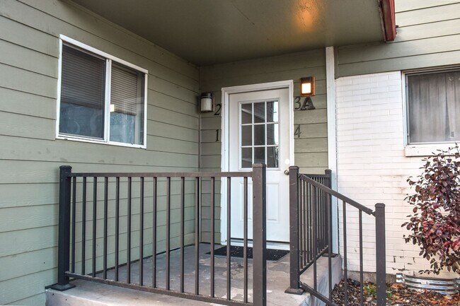 Kathy Ann Apartments in Richland, WA - Building Photo - Building Photo