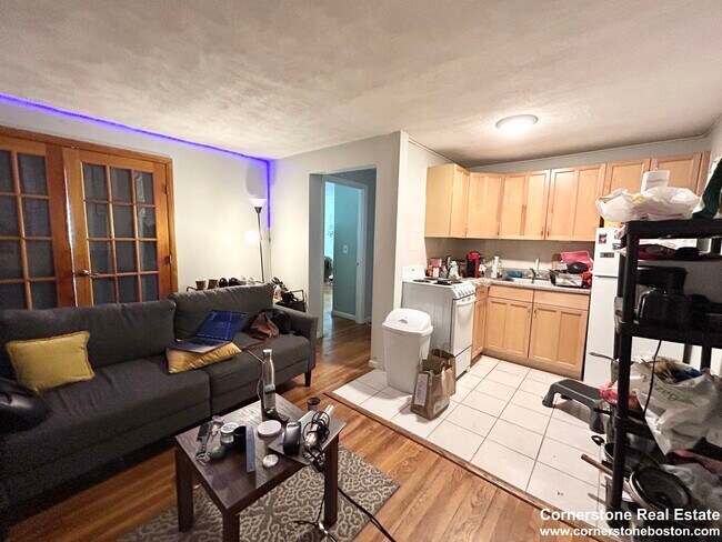 20 Radcliffe Rd, Unit 206