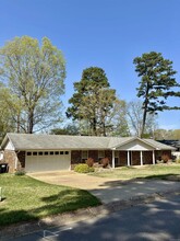 816 Teresa Dr in Benton, AR - Foto de edificio - Building Photo