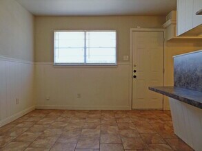 3813 51st St in Lubbock, TX - Building Photo - Building Photo