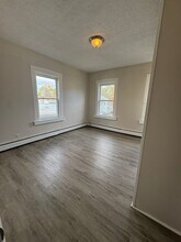 36 Orange St in Westfield, MA - Building Photo - Building Photo