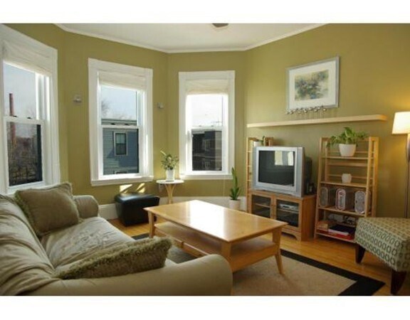 6 Bellflower St in Boston, MA - Building Photo - Building Photo