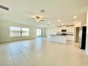 11177 Linden Depot Rd in San Antonio, FL - Building Photo - Building Photo