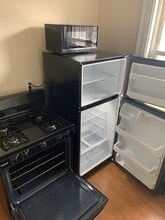 131 Fountain St, Unit 131 Fountain Street in New Haven, CT - Building Photo - Building Photo