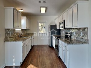 626 Mable Dr in La Vergne, TN - Building Photo - Building Photo