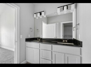 657 Sun Meadows Loop in Centerton, AR - Building Photo - Building Photo