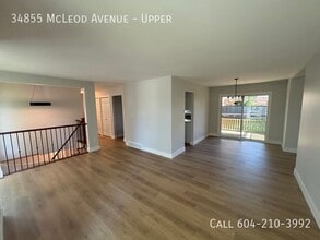 34855 McLeod Ave in Abbotsford, BC - Building Photo - Building Photo