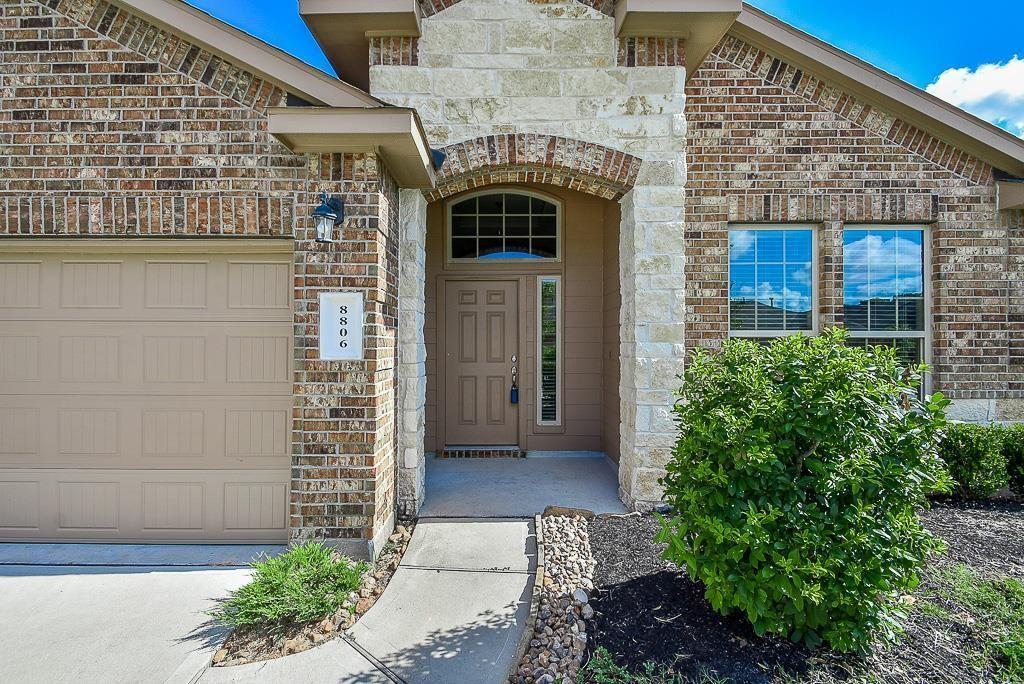 8806 Alicia Dr in Tomball, TX - Building Photo