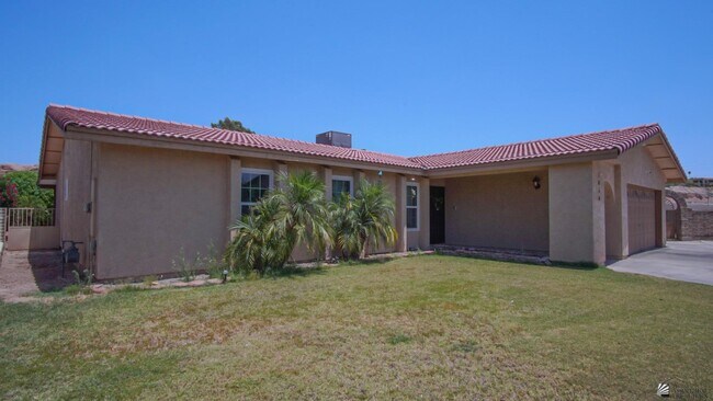 1850 W 15th Ln in Yuma, AZ - Building Photo - Building Photo