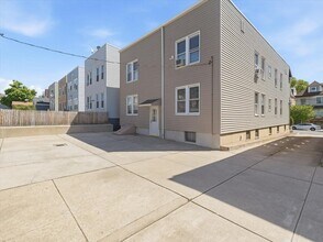 73 Newman Ave in Bayonne, NJ - Building Photo - Building Photo