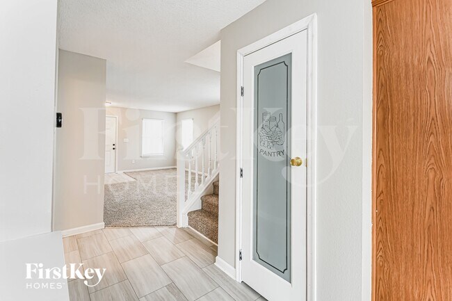 3471 Firethorn Drive, Unit 02-06 in Whitestown, IN - Building Photo - Building Photo