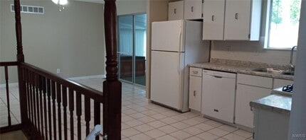 15 Sunnyfield Rd in St. Peters, MO - Building Photo - Building Photo