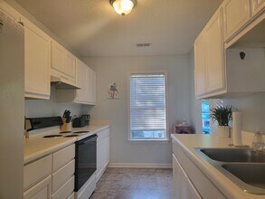 14 Heritage Village Ln in Columbia, SC - Building Photo - Building Photo