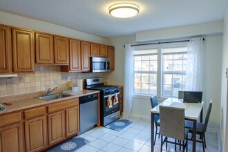 8439 Pioneer Dr in Severn, MD - Building Photo - Building Photo