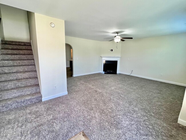 255 Merin Height Rd in Jacksonville, NC - Building Photo - Building Photo