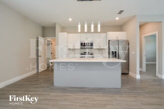 1521 Eloise Ct in Poinciana, FL - Building Photo - Building Photo