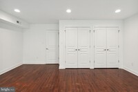 2220 Frankford Ave photo'