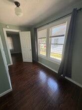 1223 Peak St in Denton, TX - Building Photo - Building Photo