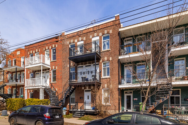 5665 1Re Av in Montréal, QC - Building Photo - Primary Photo