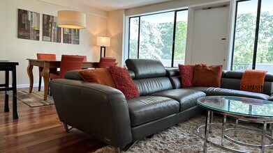 4501 Arlington Blvd, Unit 329 in Arlington, VA - Building Photo - Building Photo