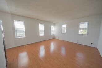 1467 Russell St in Berkeley, CA - Building Photo - Building Photo
