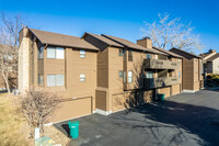 The Broadmoorings in Colorado Springs, CO - Foto de edificio - Building Photo