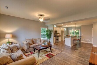 106 Pinnacle Pt in Georgetown, KY - Building Photo - Building Photo