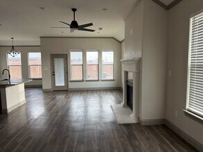 8626 La Jolla Dr in Odessa, TX - Building Photo - Building Photo