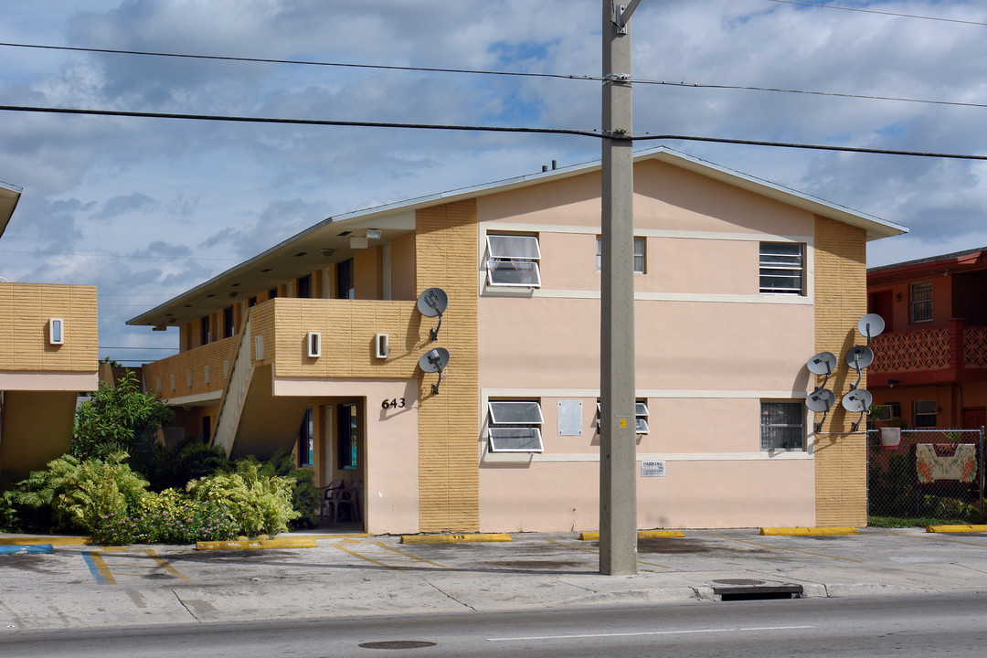 Palm Springs Apartments in Hialeah, FL - Building Photo