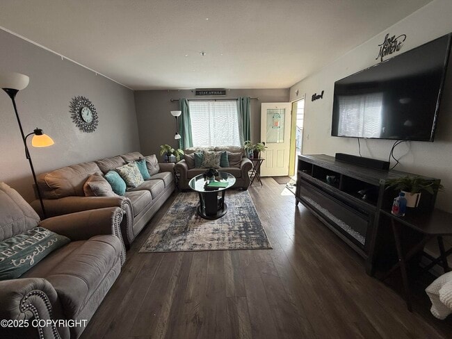 property at 3220 Timberline Ct
