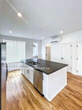 2206 Buena Vista Pike in Nashville, TN - Foto de edificio - Building Photo