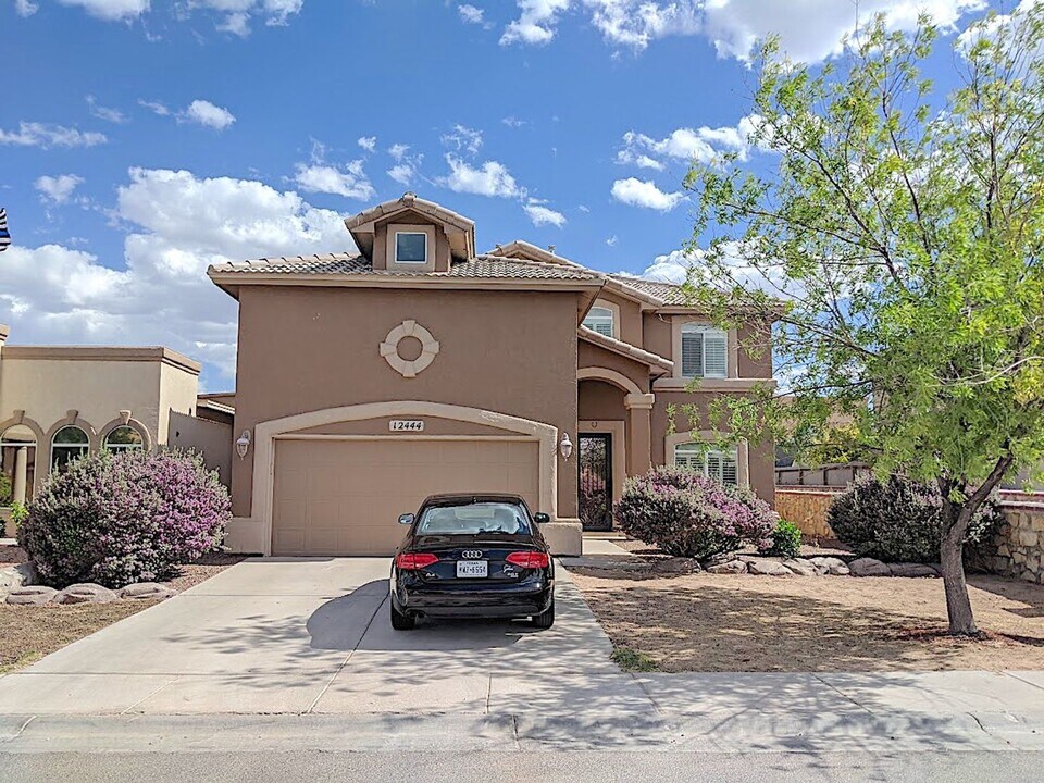 12444 Sombra Alegre Dr in El Paso, TX - Building Photo