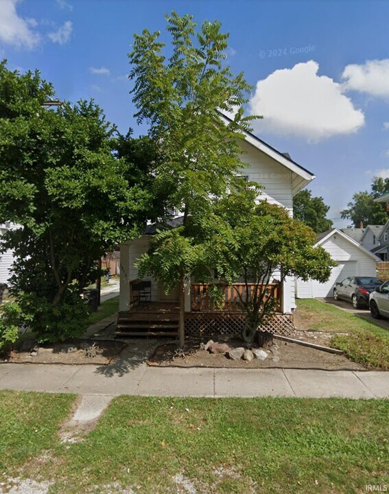 1816 St Marys Ave in Fort Wayne, IN - Building Photo