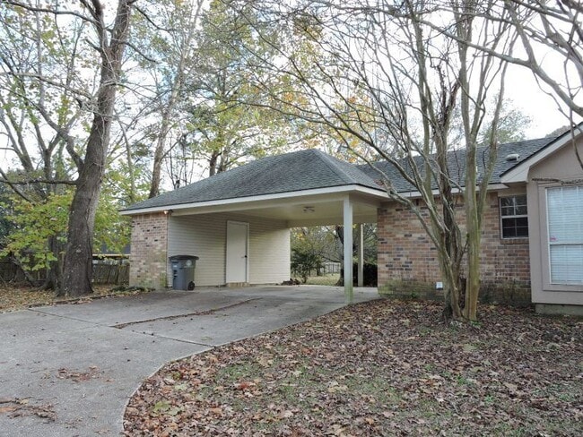 3055 Congress Blvd in Baton Rouge, LA - Building Photo - Building Photo