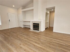 6612 Woodsworth Ave in Las Vegas, NV - Building Photo - Building Photo