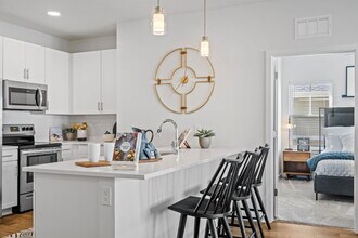 Elwood Apartment Homes in Shakopee, MN - Building Photo - Building Photo