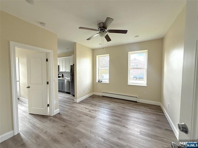 242 Westminster Pl in Lodi, NJ - Building Photo - Building Photo