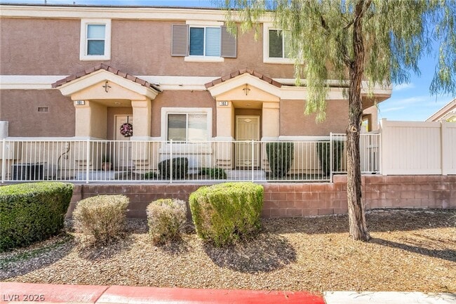 1101 Elation Ln in Henderson, NV - Building Photo - Building Photo