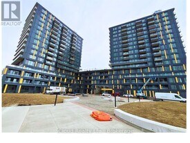 4878 Powers Cmn in Burlington, ON - Building Photo