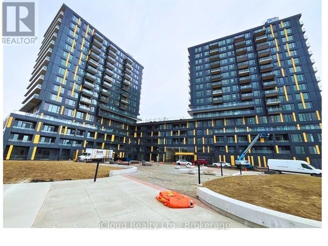 property at 4878 Powers Cmn