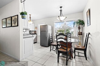 2616 NE 30th Pl in Fort Lauderdale, FL - Foto de edificio - Building Photo