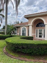 240 SW Marathon Ave in Port St. Lucie, FL - Building Photo - Building Photo