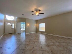 11273 Moonshine Creek Cir in Orlando, FL - Building Photo - Building Photo
