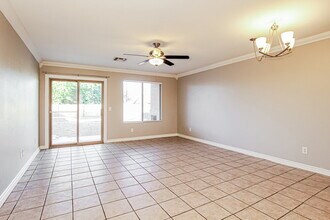 947 E Via Elena St in Goodyear, AZ - Building Photo - Building Photo
