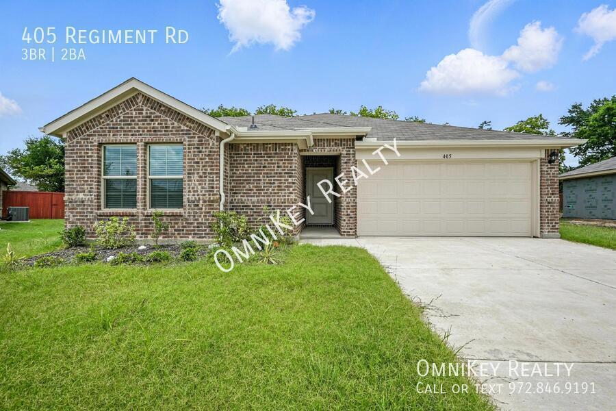 405 Regiment Rd in Tom Bean, TX - Foto de edificio