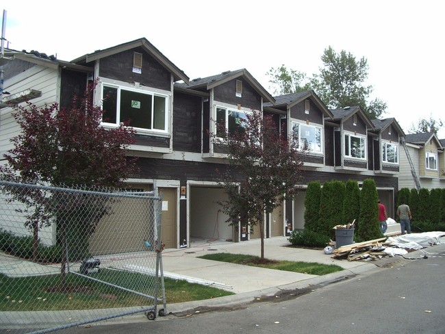 Rolling Hills in Renton, WA - Foto de edificio - Building Photo