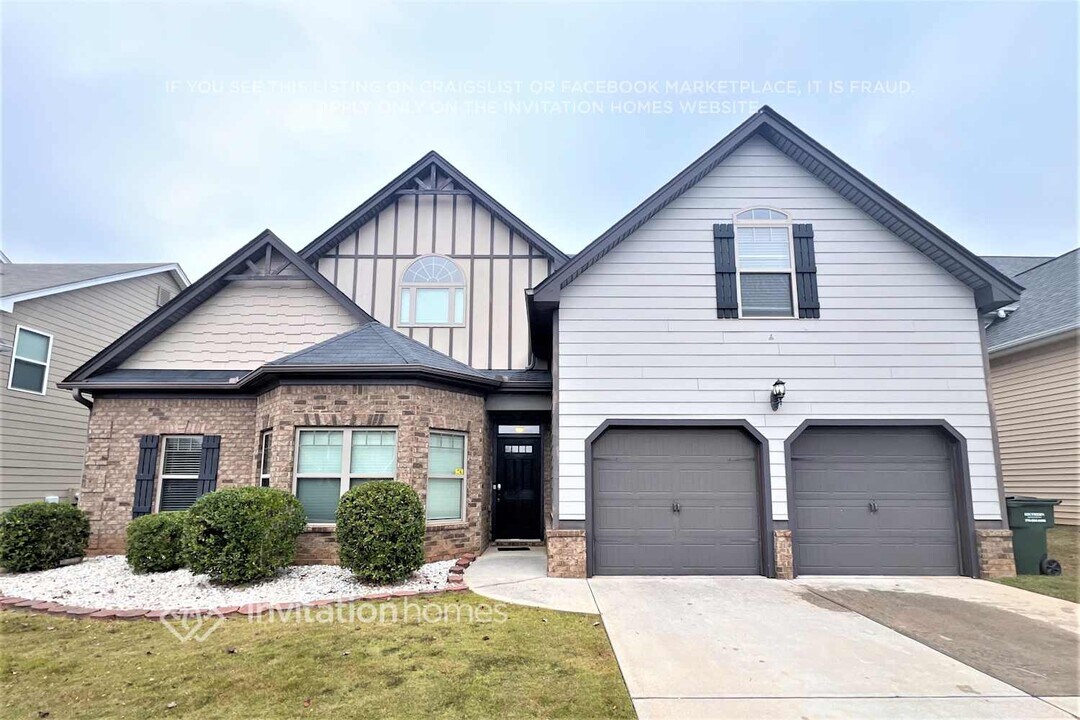 3857 Valley Bluff Ln in Snellville, GA - Foto de edificio