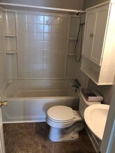 302 Hunter Dr in Ocean Springs, MS - Building Photo - Building Photo